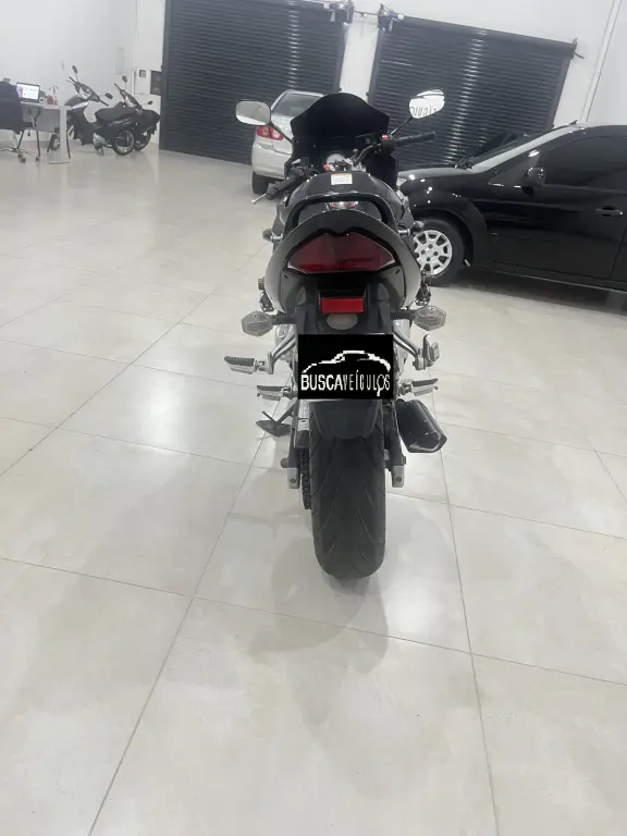 SUZUKI GSX 650 F - Foto