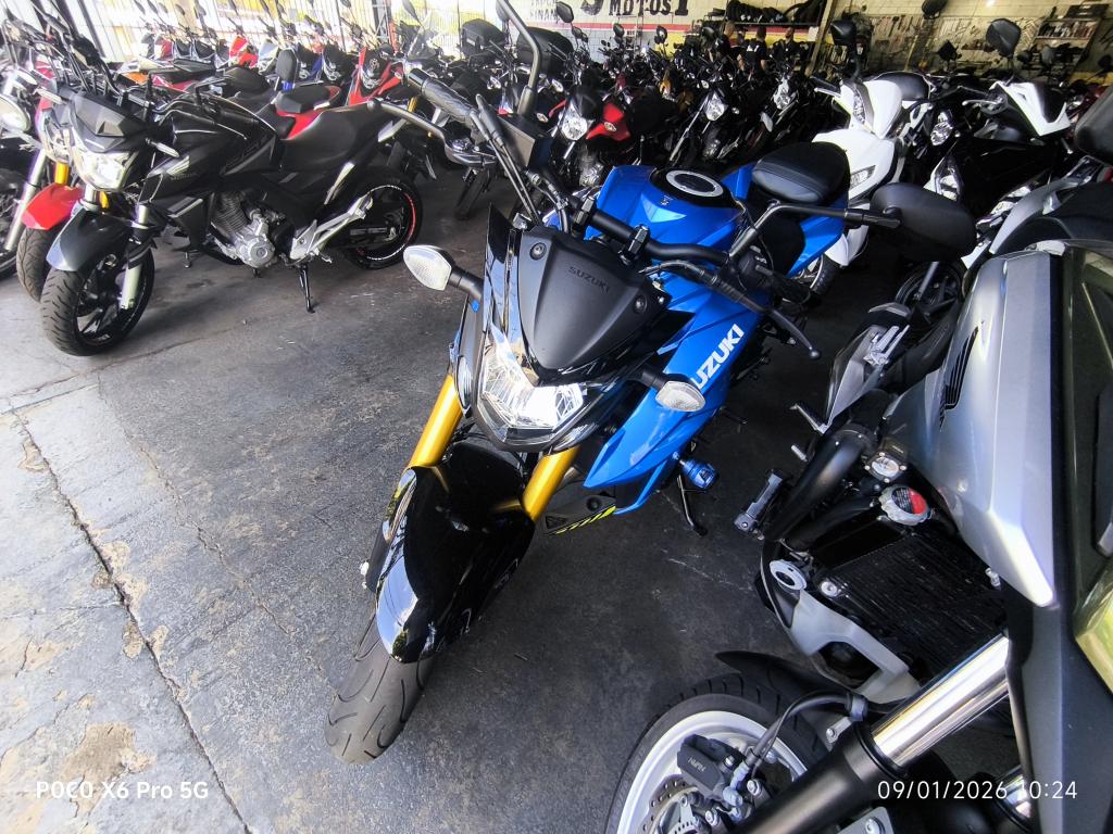 SUZUKI GSX-S 750
