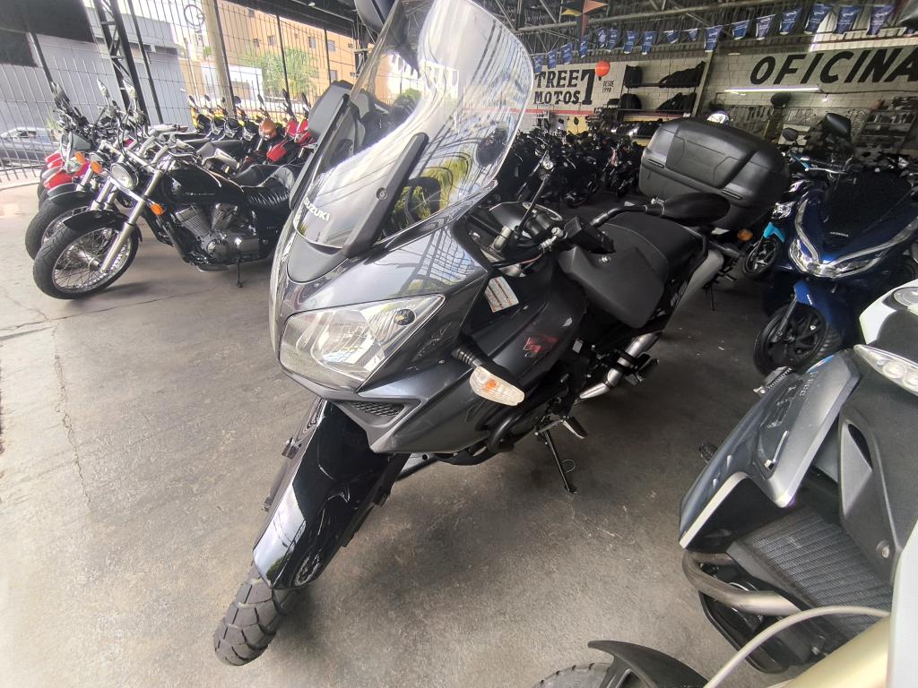 SUZUKI V-Strom DL 1000 - Foto