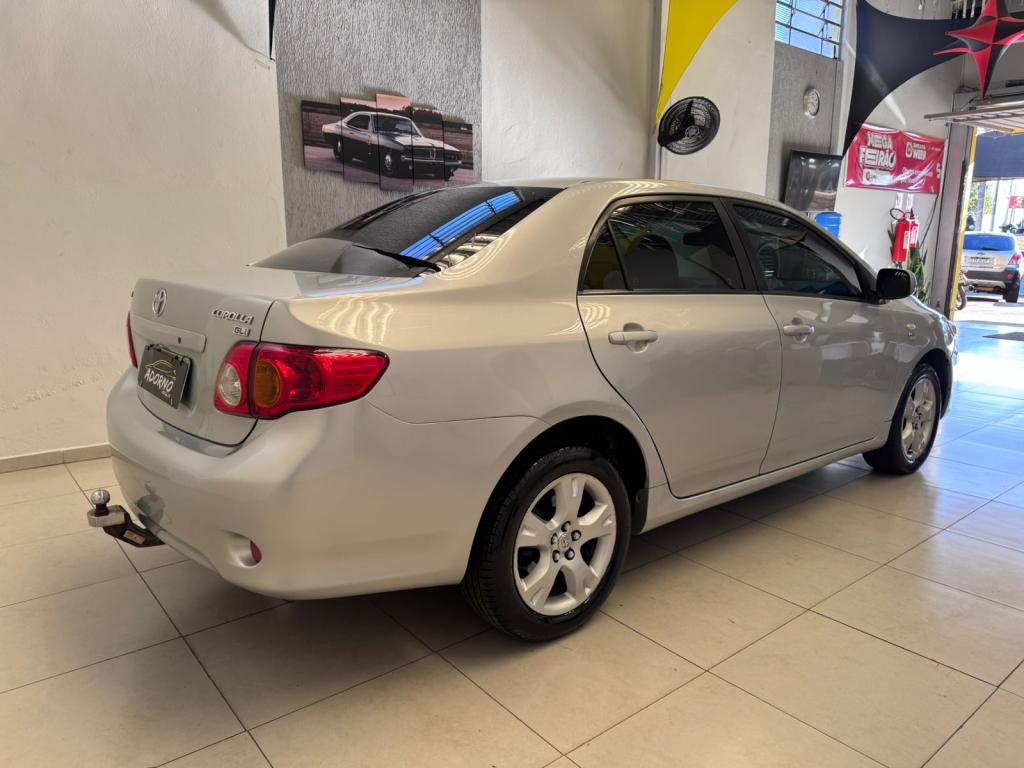 TOYOTA Corolla - Foto