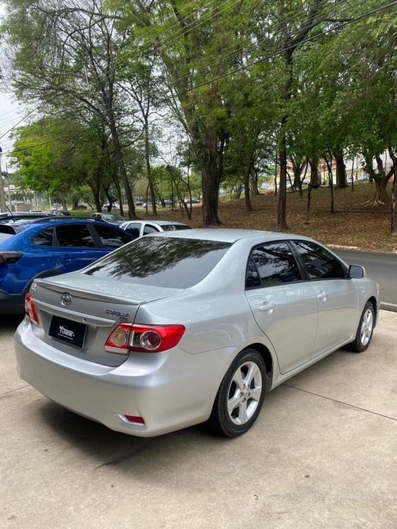 TOYOTA Corolla - Foto