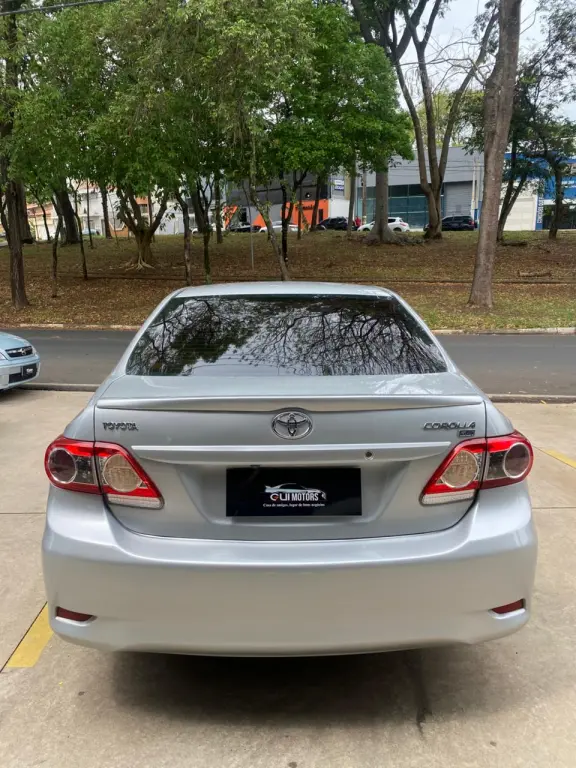 TOYOTA Corolla - Foto