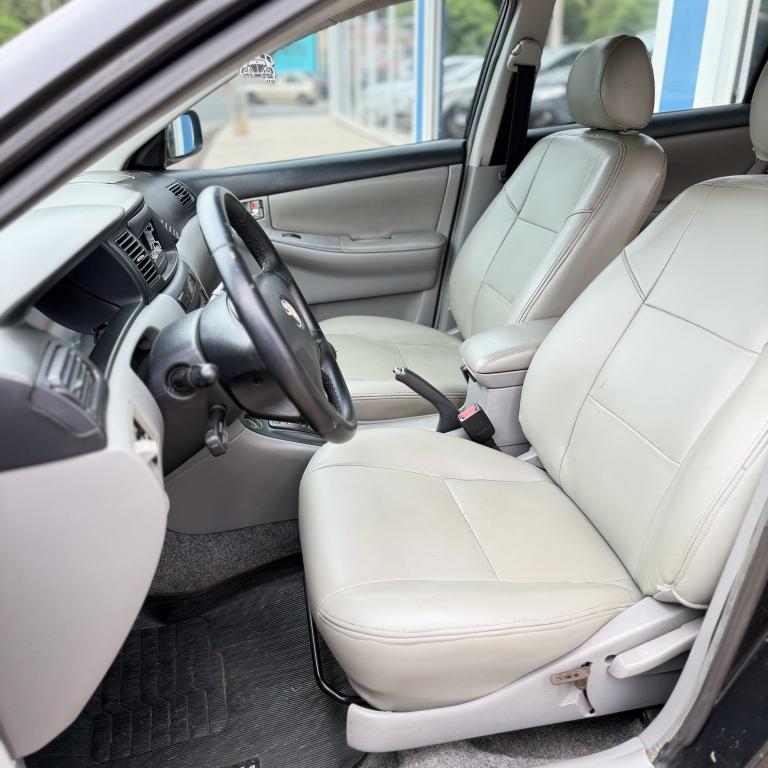 TOYOTA Corolla - Foto