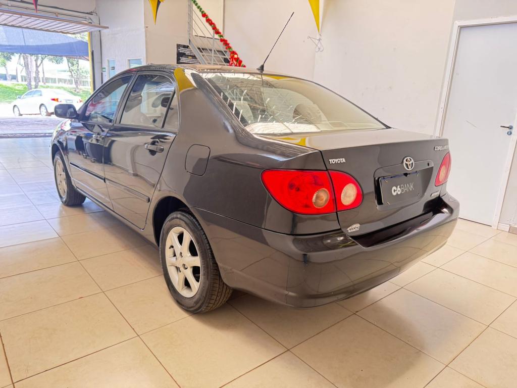 TOYOTA Corolla - Foto