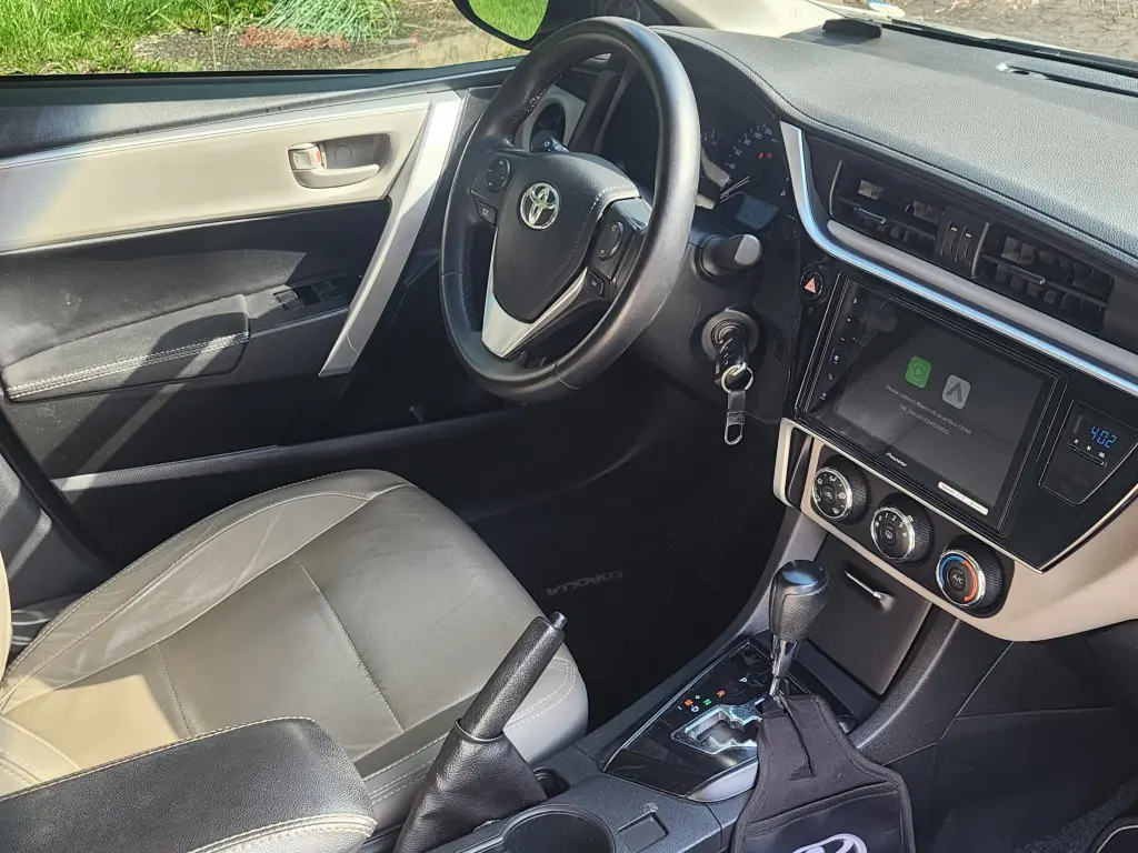 TOYOTA Corolla - Foto