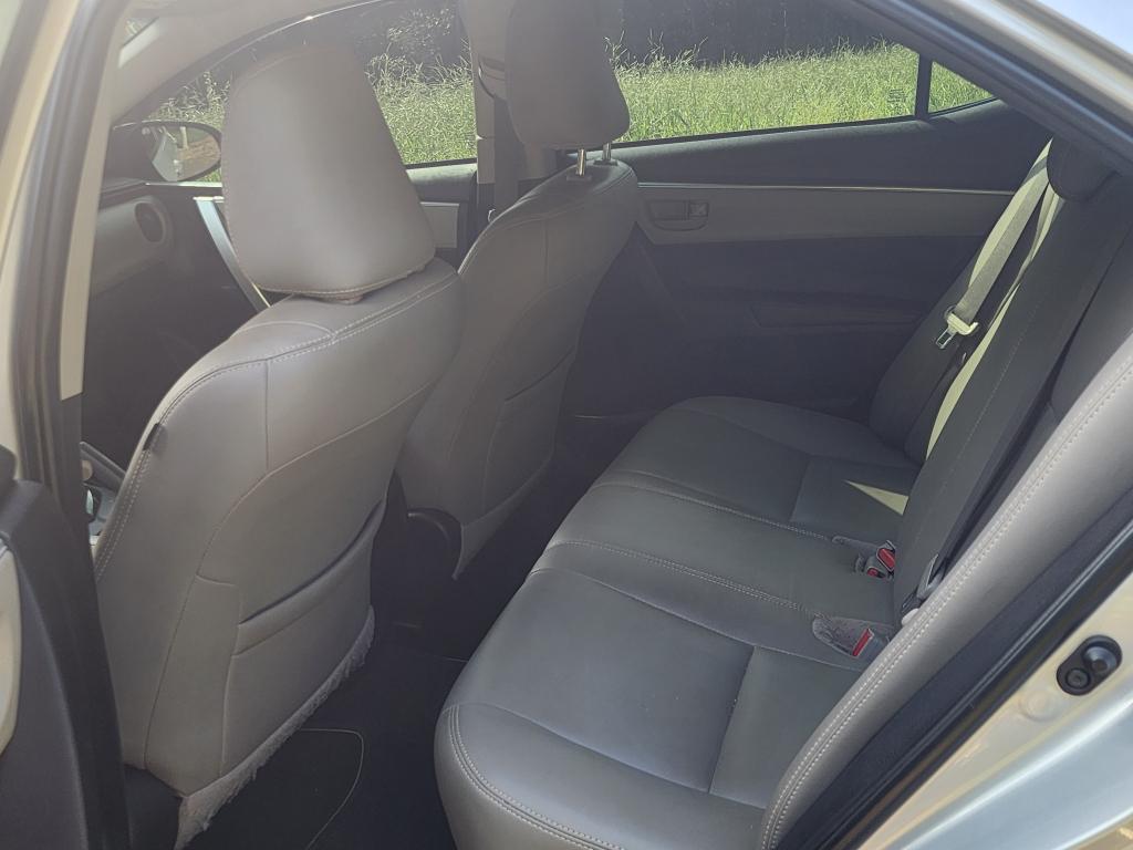 TOYOTA Corolla - Foto