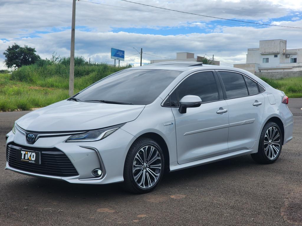 TOYOTA Corolla - Foto