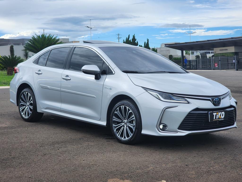 TOYOTA Corolla - Foto