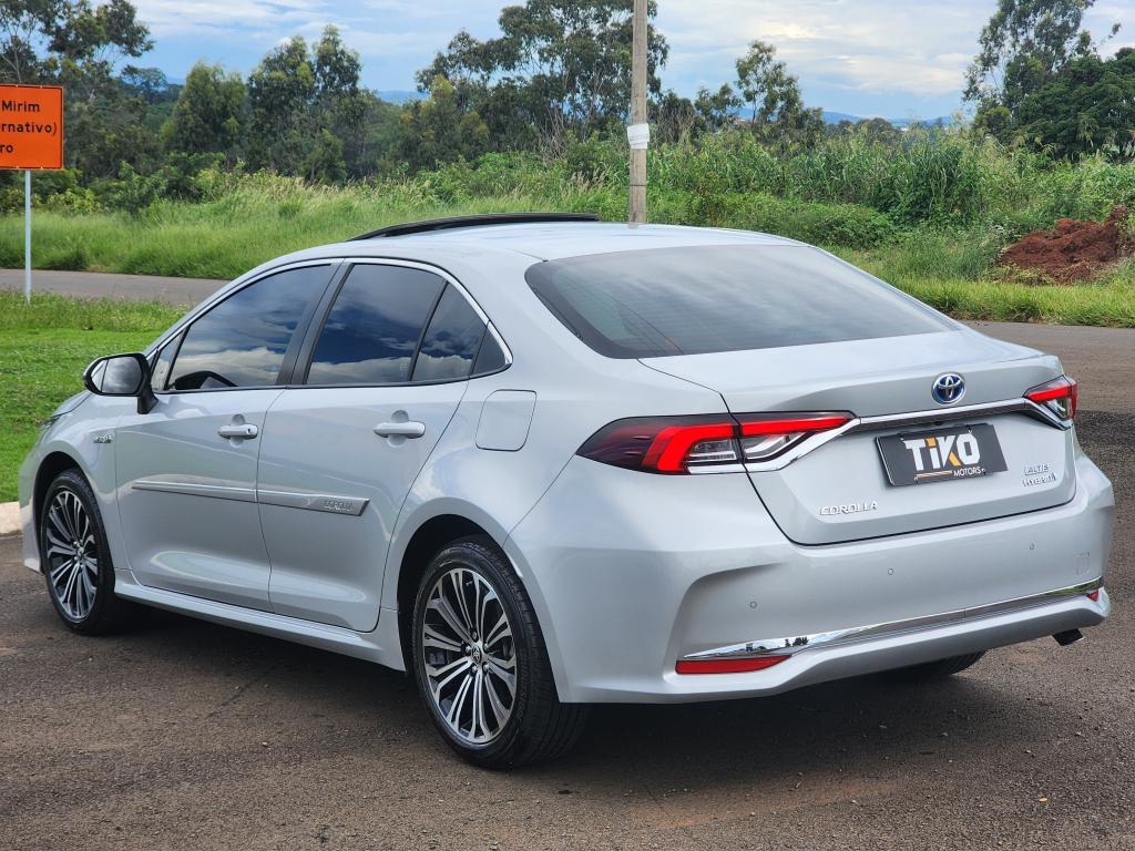 TOYOTA Corolla - Foto