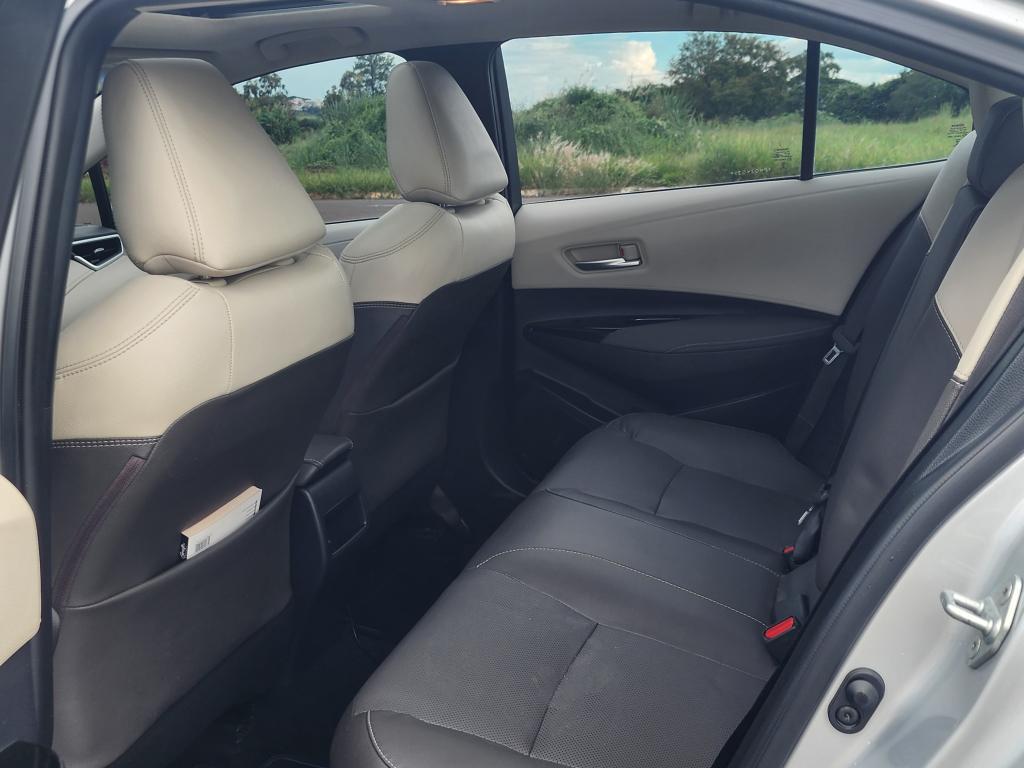 TOYOTA Corolla - Foto