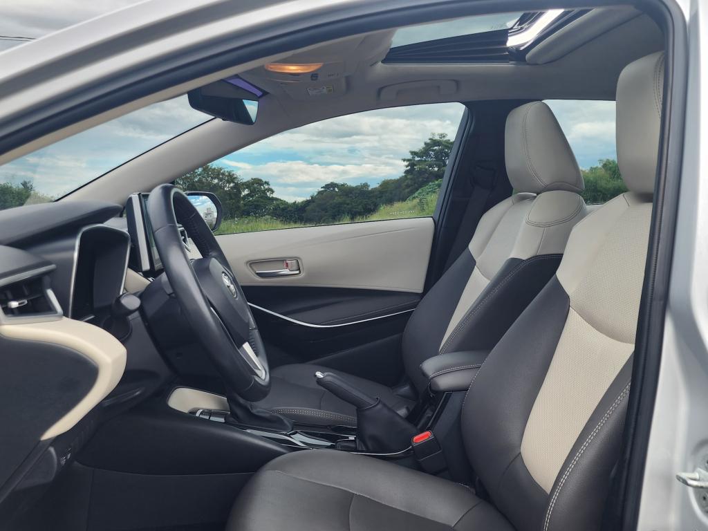 TOYOTA Corolla - Foto