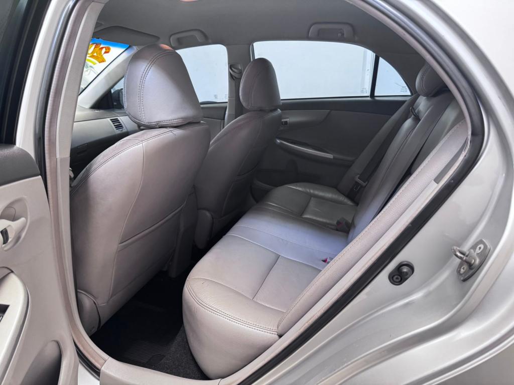 TOYOTA Corolla - Foto