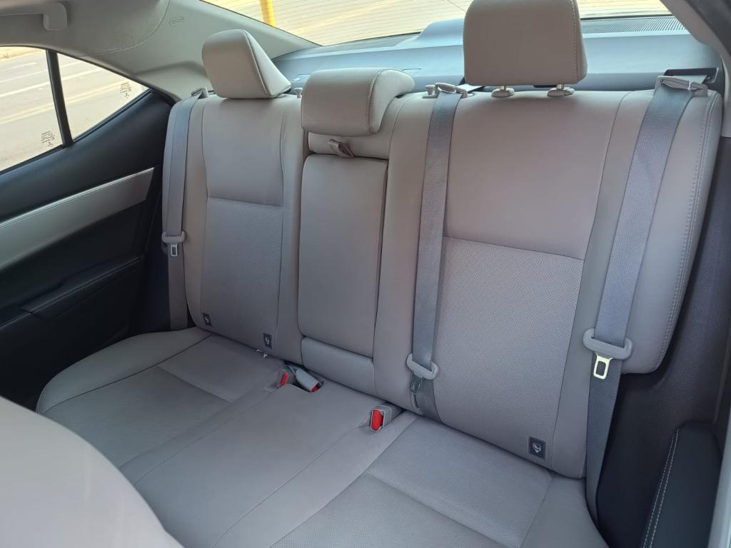 TOYOTA Corolla - Foto