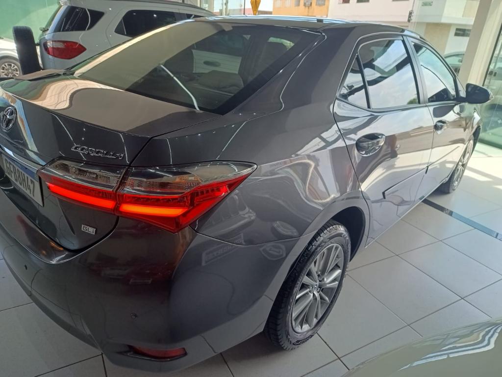 TOYOTA Corolla - Foto