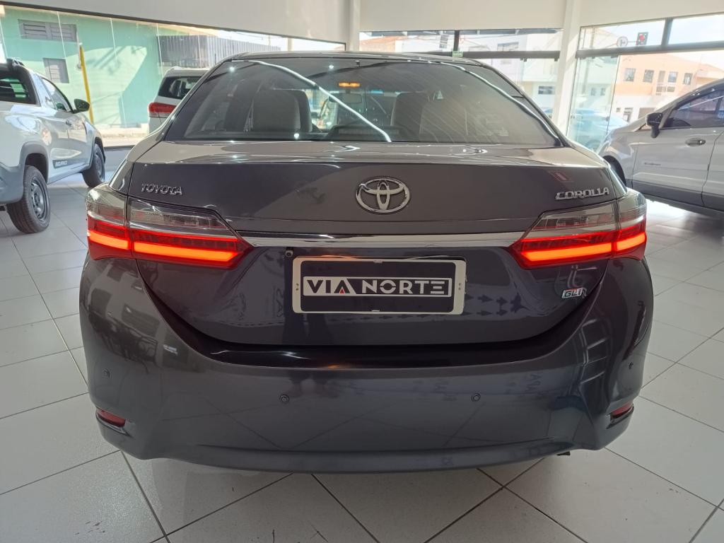 TOYOTA Corolla - Foto