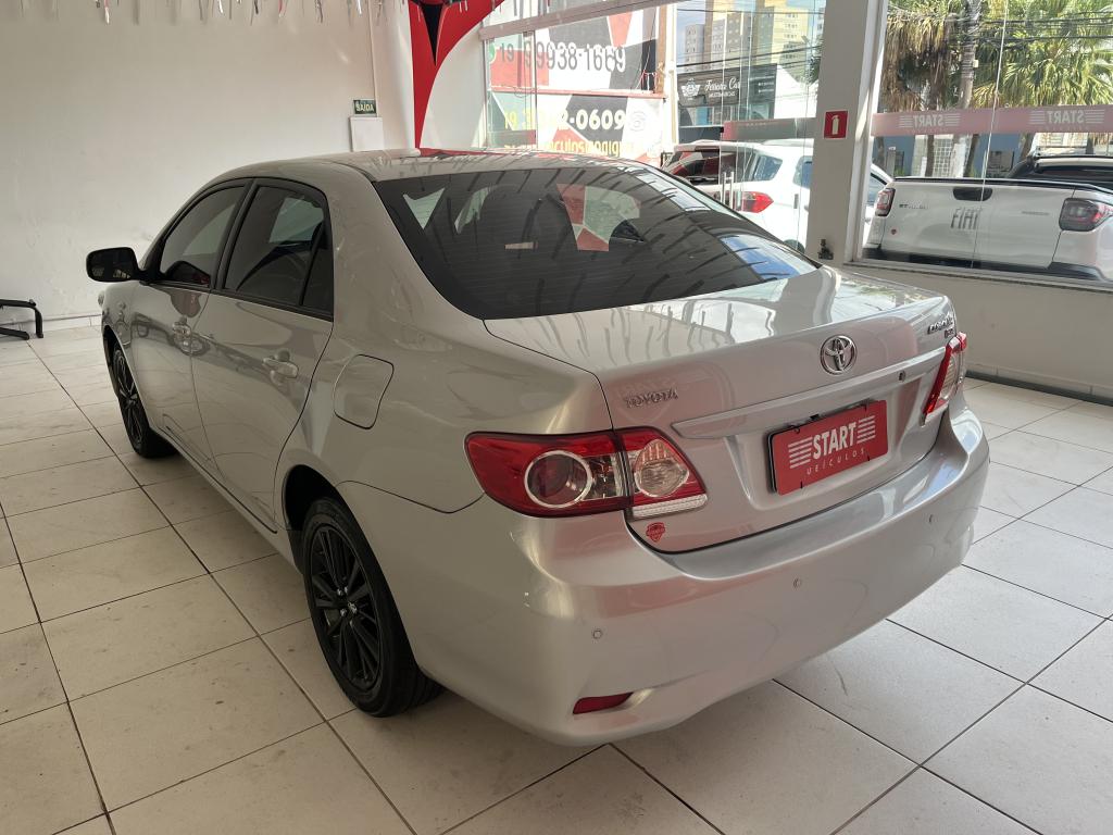 TOYOTA Corolla - Foto