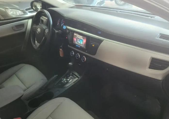 TOYOTA Corolla - Foto