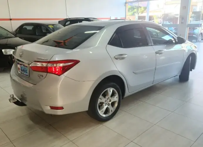 TOYOTA Corolla - Foto