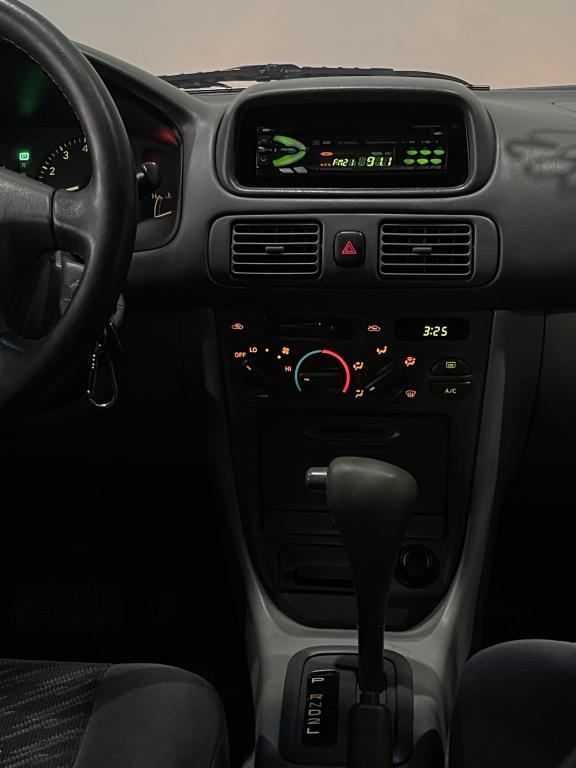 TOYOTA Corolla - Foto
