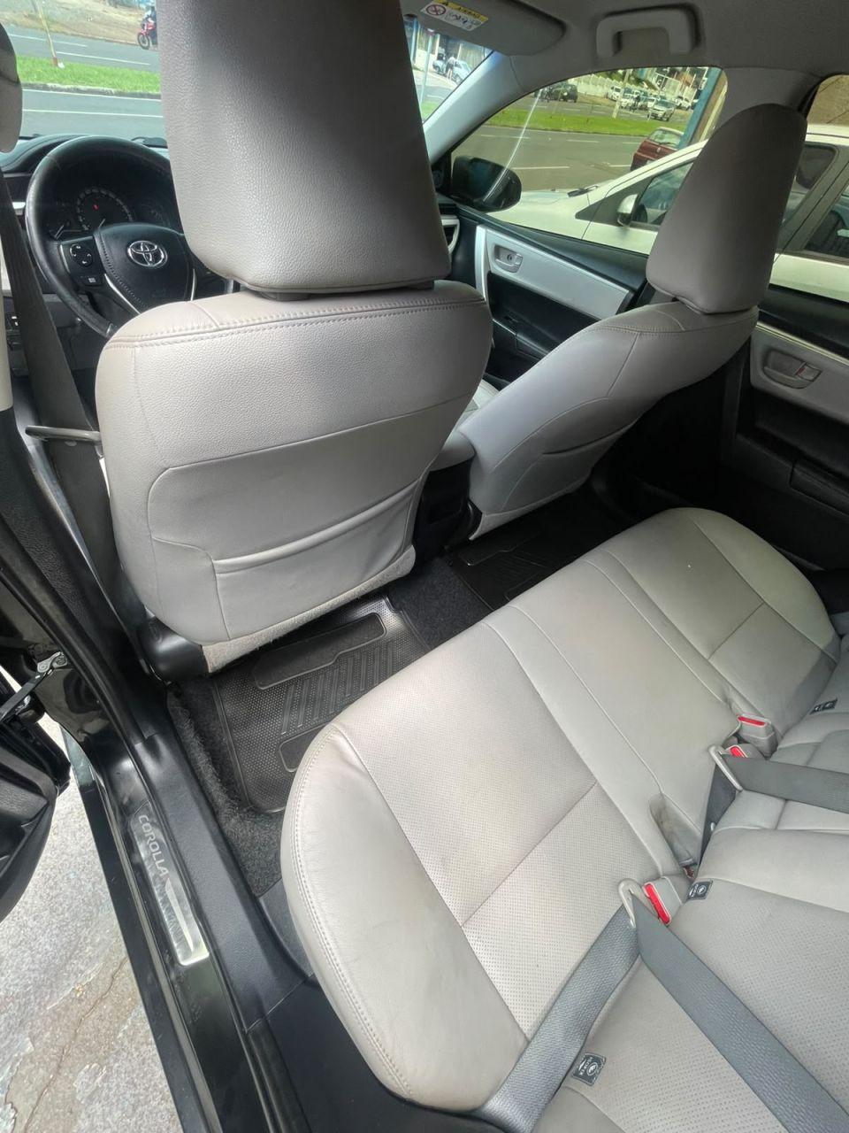 TOYOTA Corolla - Foto