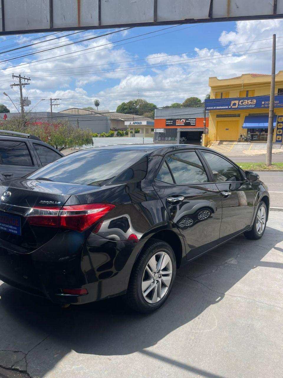 TOYOTA Corolla - Foto