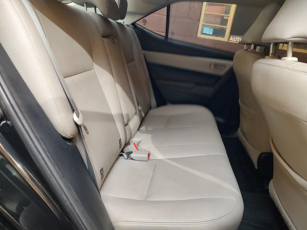 TOYOTA Corolla - Foto