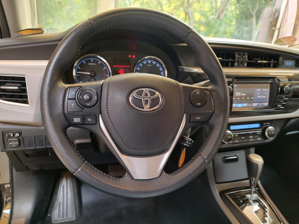 TOYOTA Corolla - Foto