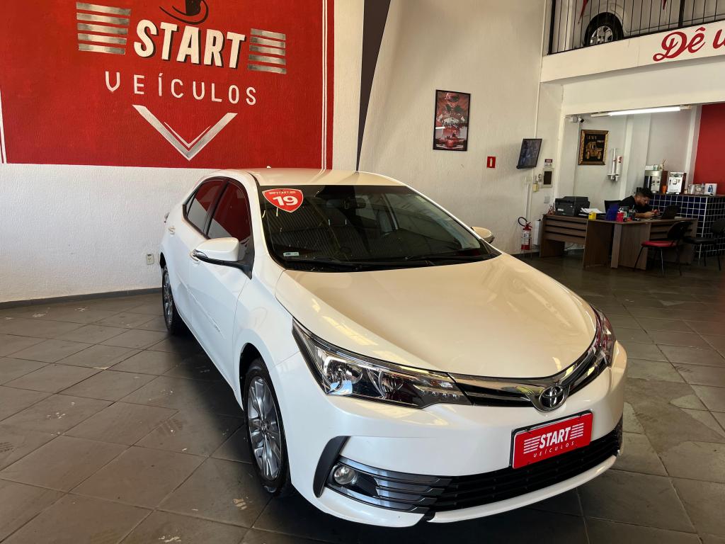 TOYOTA Corolla - Foto