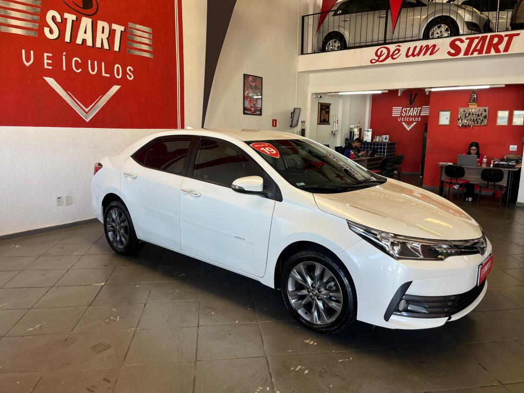 TOYOTA Corolla - Foto