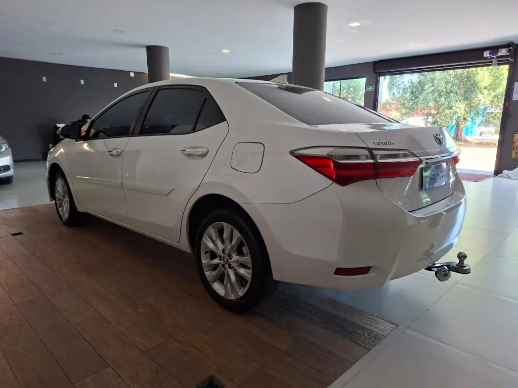 TOYOTA Corolla - Foto