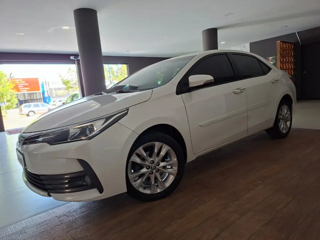 TOYOTA Corolla - Foto