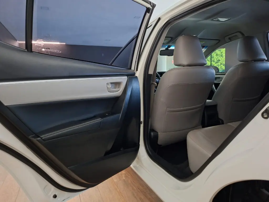 TOYOTA Corolla - Foto