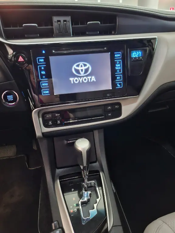 TOYOTA Corolla - Foto