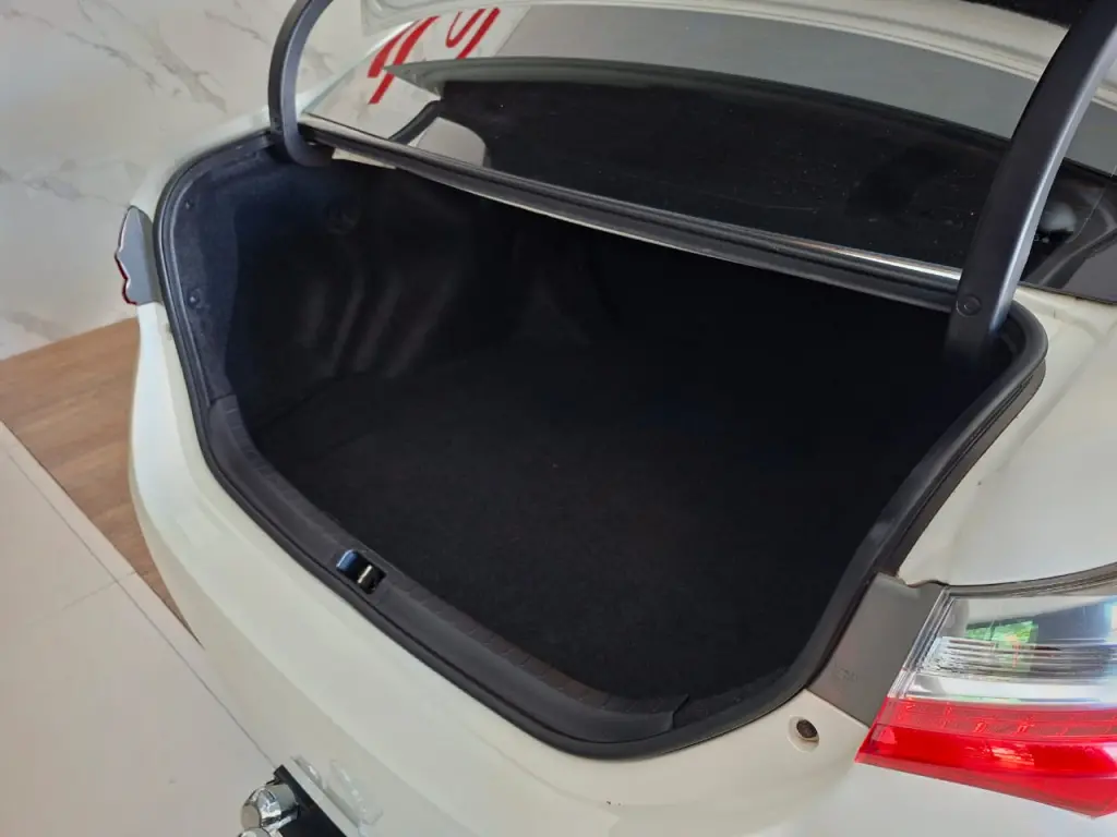 TOYOTA Corolla - Foto