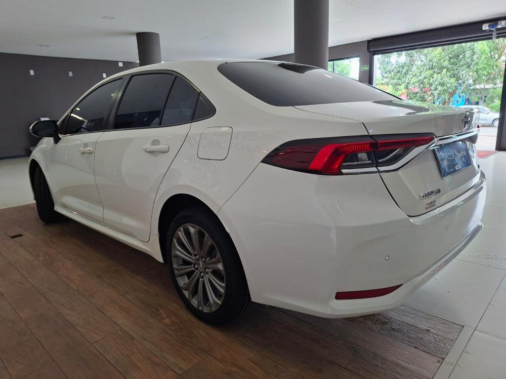 TOYOTA Corolla - Foto