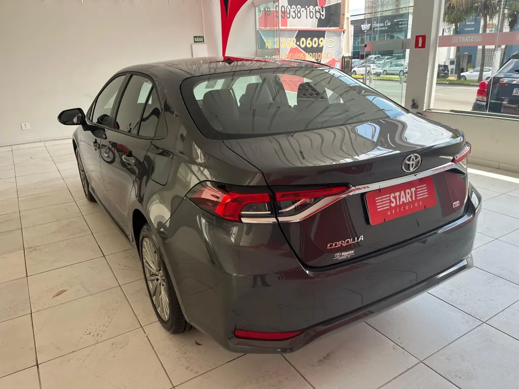 TOYOTA Corolla - Foto