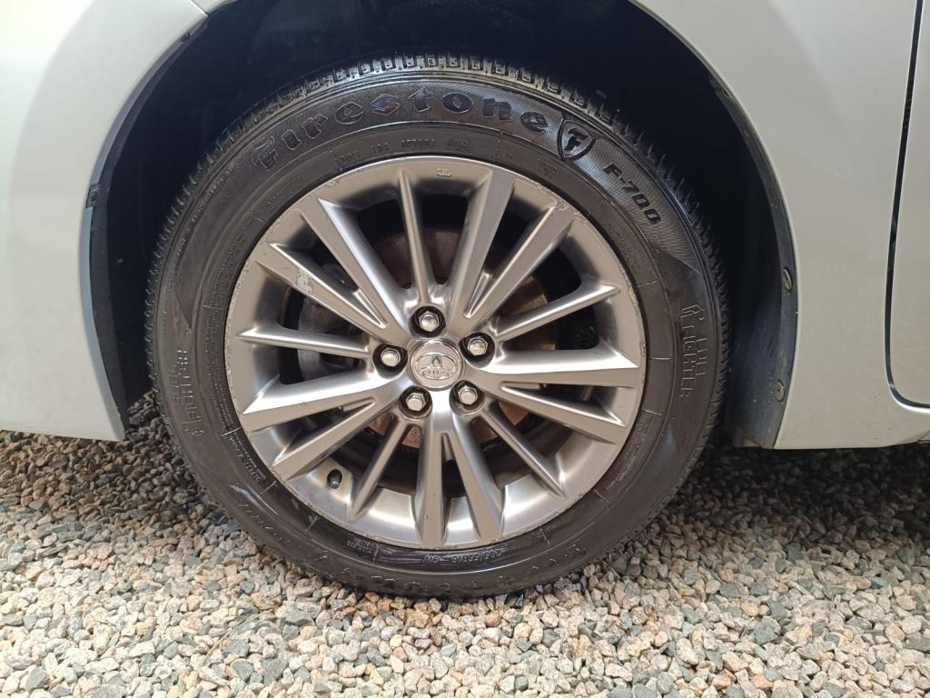 TOYOTA Corolla - Foto