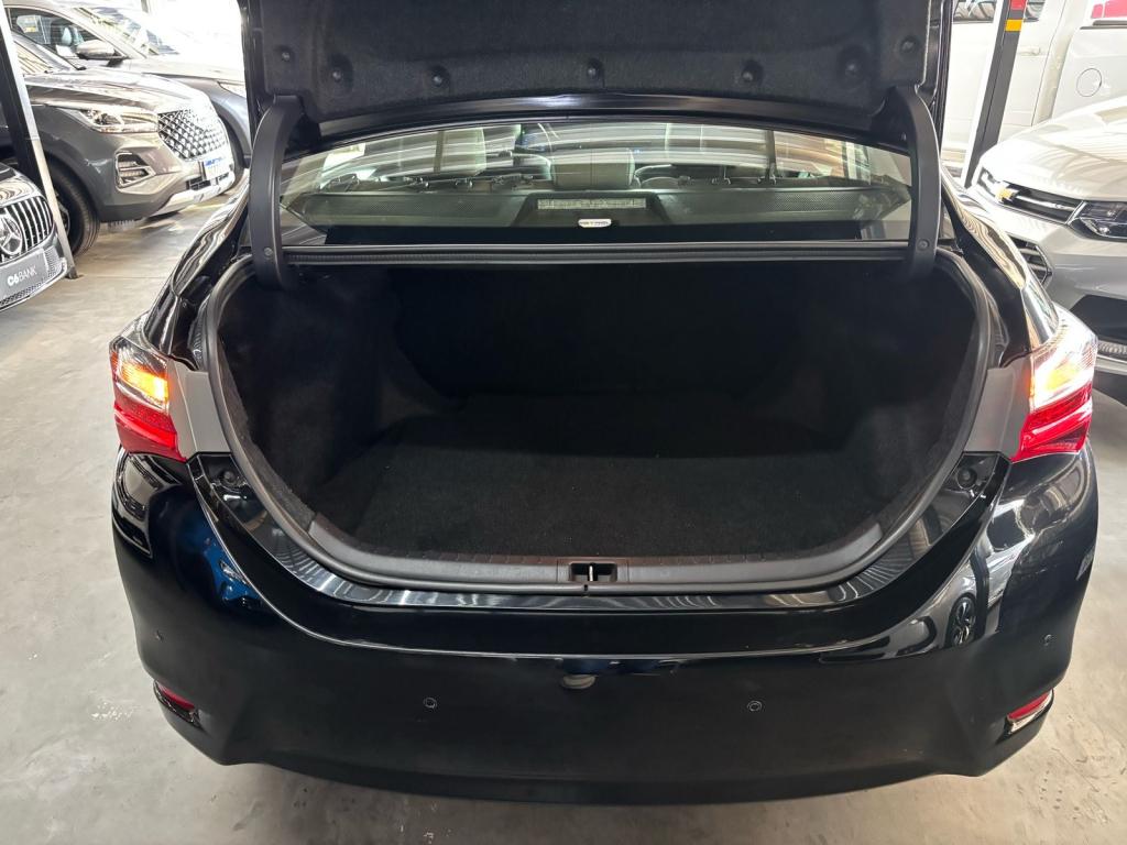 TOYOTA Corolla - Foto