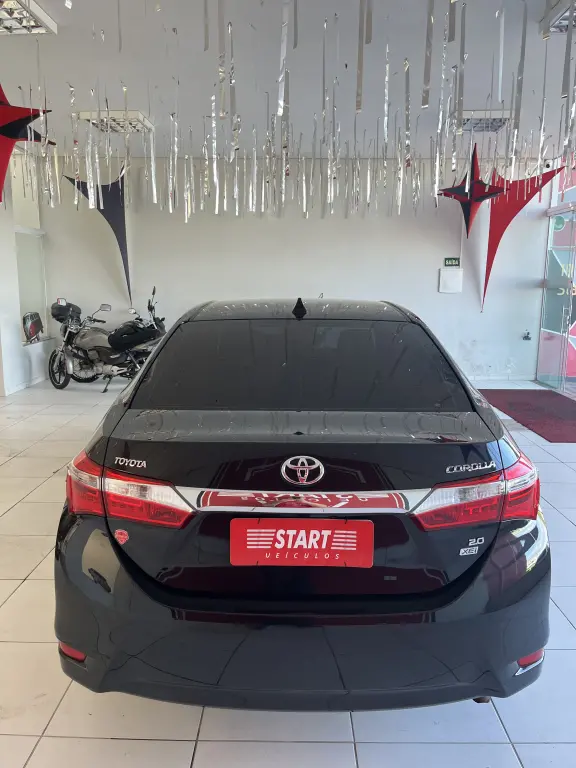 TOYOTA Corolla - Foto