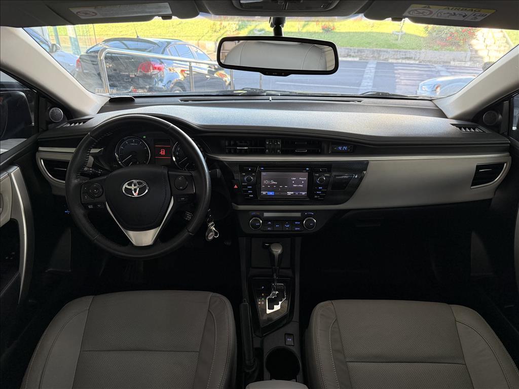 TOYOTA Corolla - Foto