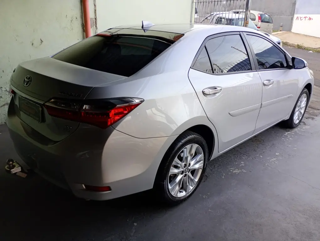 TOYOTA Corolla - Foto