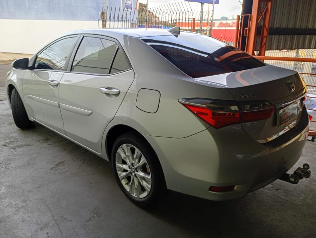 TOYOTA Corolla - Foto