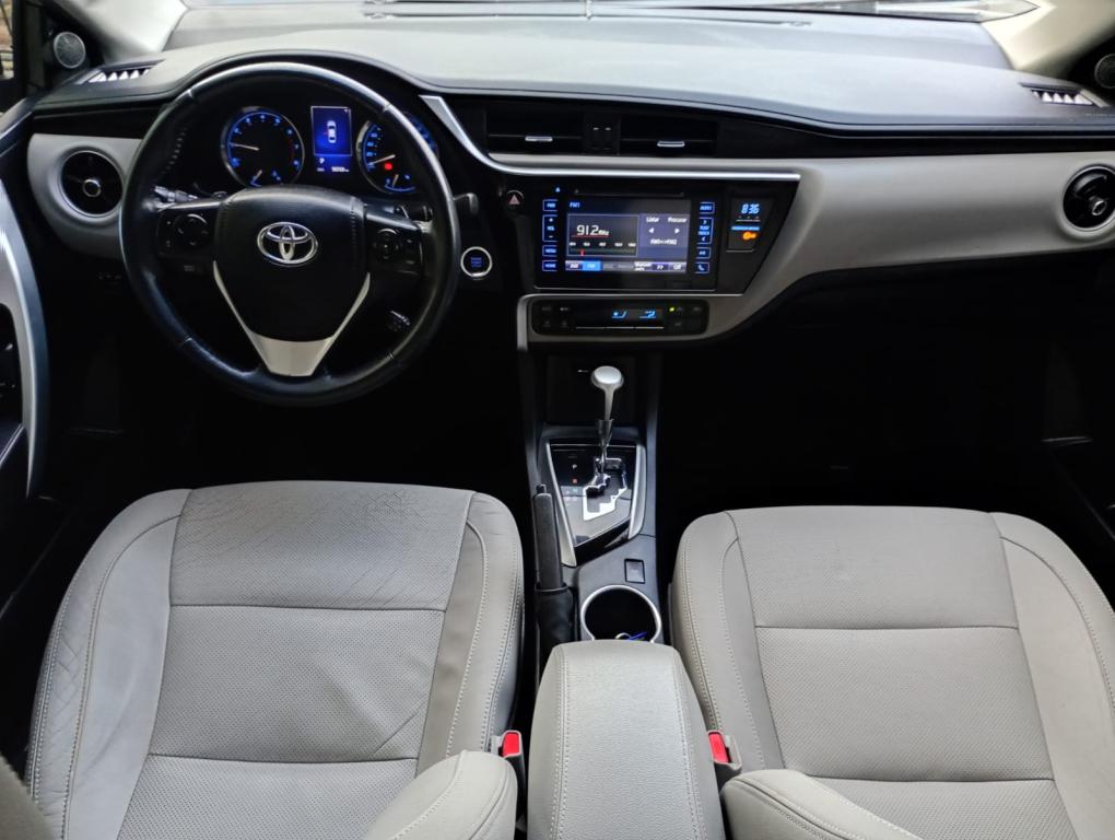 TOYOTA Corolla - Foto
