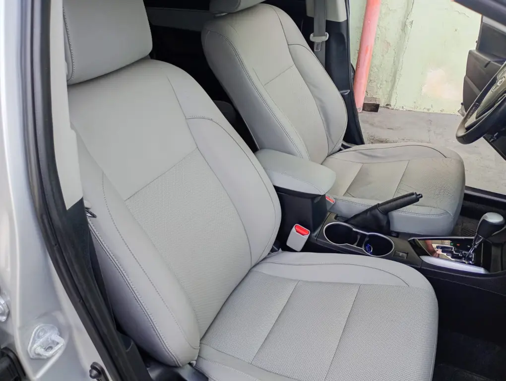 TOYOTA Corolla - Foto