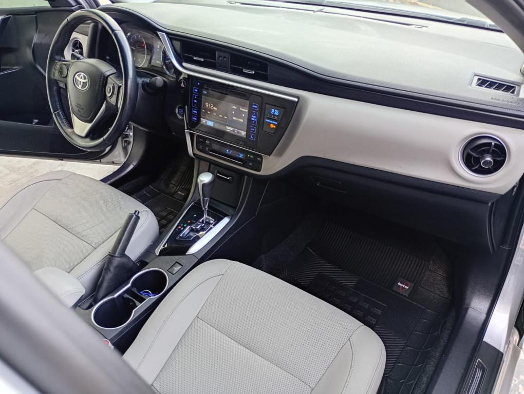 TOYOTA Corolla - Foto