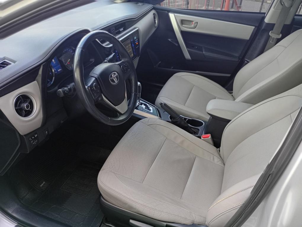 TOYOTA Corolla - Foto