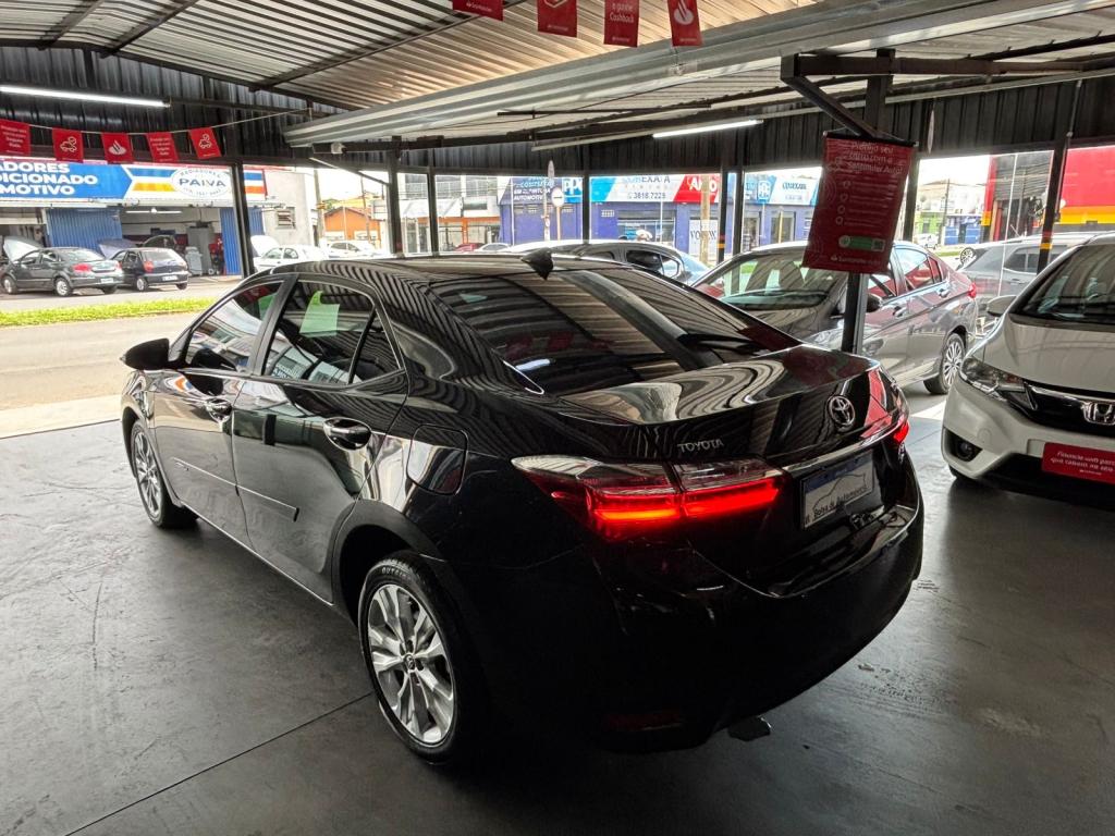 TOYOTA Corolla - Foto