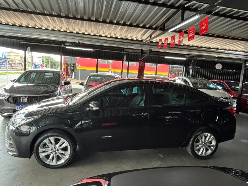 TOYOTA Corolla - Foto