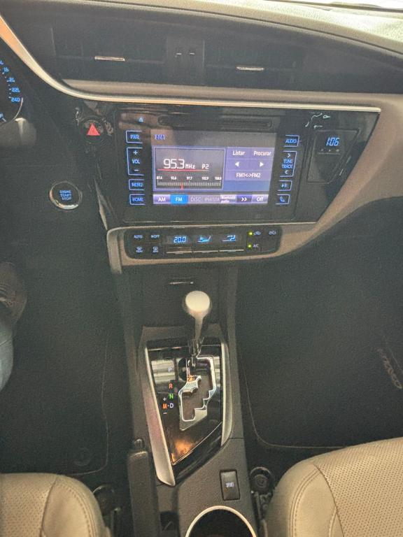 TOYOTA Corolla - Foto