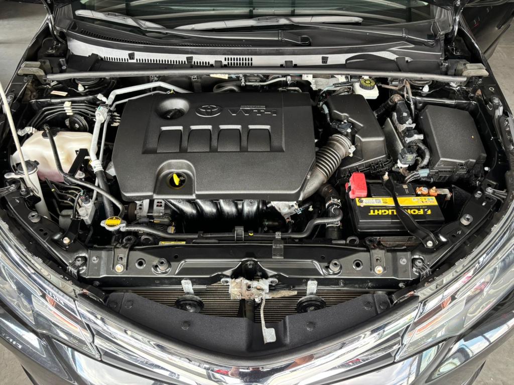 TOYOTA Corolla - Foto